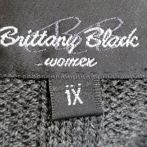 BRITTANY Black Ruffled Cardigan Size 1X - Picture 8 of 9